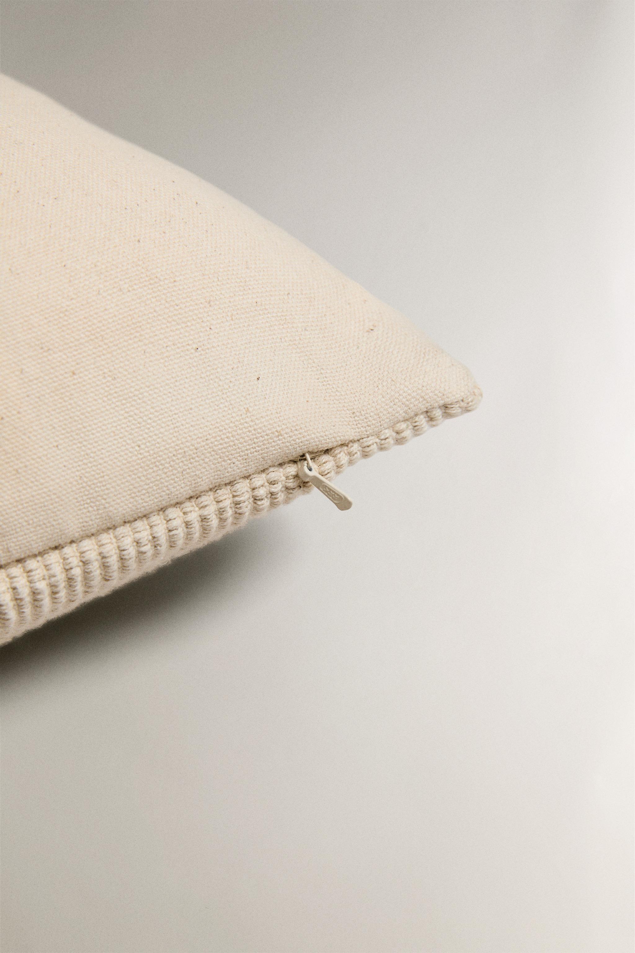 LINE CUSHION COVER